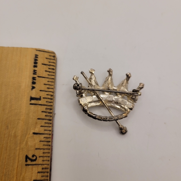 Rhinestone Vintage Crown Brooch Pin - Picture 3 of 3